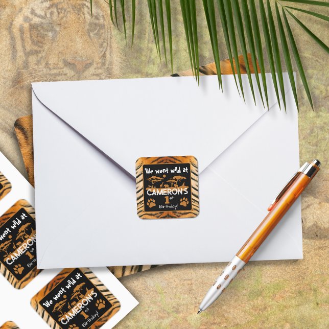 Cuadrada Pegatina de cumpleaños de tigre con estampado de a (Subido por el creador)