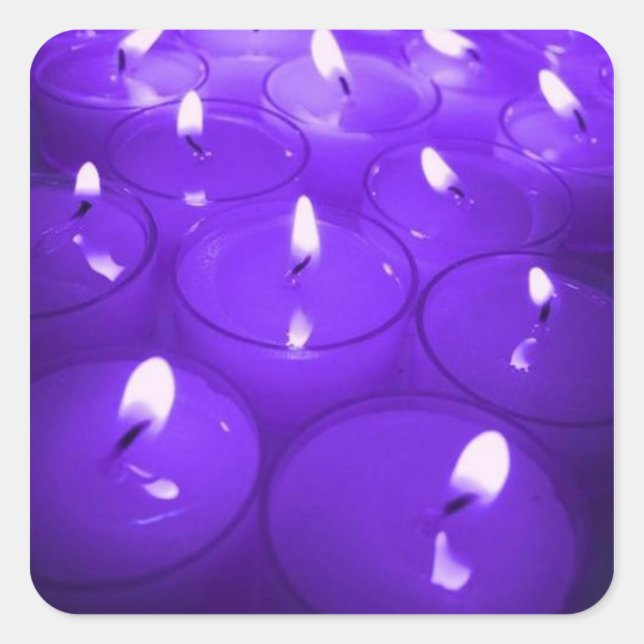 Cuadrada Pegatina de velas moradas (Anverso)