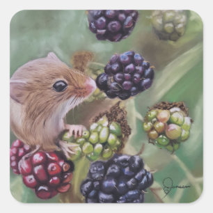 Cuadrada Pegatina Field Mouse y Berries