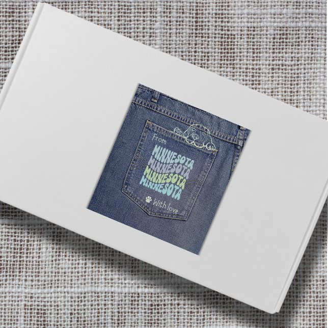 Cuadrada Perro Minnesota en el Pegatina Jean Pocket Square (Cute denim pocket sticker with a doggy peeking out. Use it on gifts, packages and envelopes!)