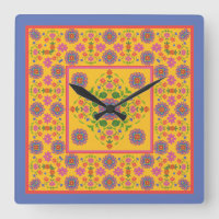 Borde floral del patrón Rangoli en el reloj de par