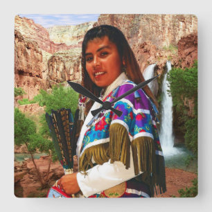 Cuadrado Mujer india 1 reloj