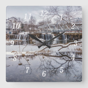 Cuadrado Nieve En El Reloj Del Muro De Finley Dam
