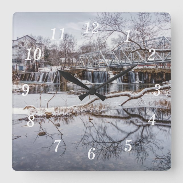 Cuadrado Nieve En El Reloj Del Muro De Finley Dam (Anverso)
