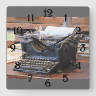 Cuadrado Reloj antiguo de la máquina de escribir