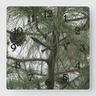 Cuadrado Reloj de árbol de pino