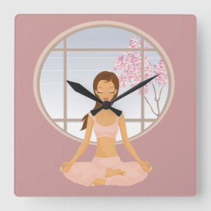 Cuadrado reloj de chica de yoga
