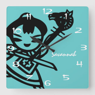 Cuadrado Reloj de dibujos animados de Chica asiático Aqua p