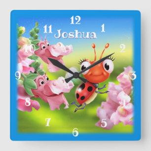 Cuadrado Reloj de guardería Ladybug en el jardín de flores.