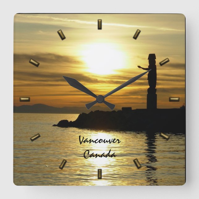 Cuadrado Reloj de reloj de Vancouver Regalos Totem Pole Van (Anverso)