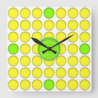 Cuadrado Reloj - puntos amarillo y verde