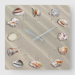 CUADRADO RELOJ TROPICAL DE LA PLAYA. SEASHELLS EN UNA