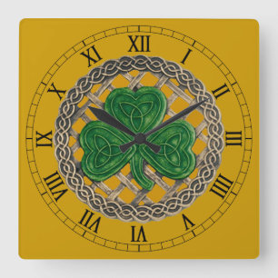 Cuadrado Shamrock y nudos celtas dorados reloj numérico rom