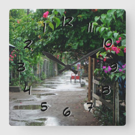 Cuadrado Tortuguero Costa Rica después del reloj posterior