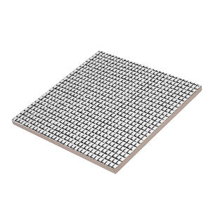 Cuadrados blanco y negro de azulejos cerámicos