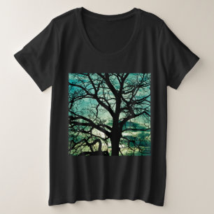 ¿Cuán celoso será la luna? Silhouette de árbol
