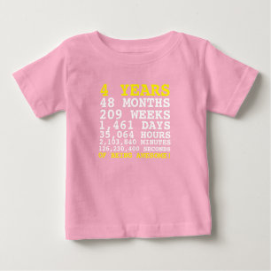 Cuatro años de asombrosa camiseta de cuarto cumple