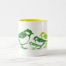 Cuatro la taza de los pájaros