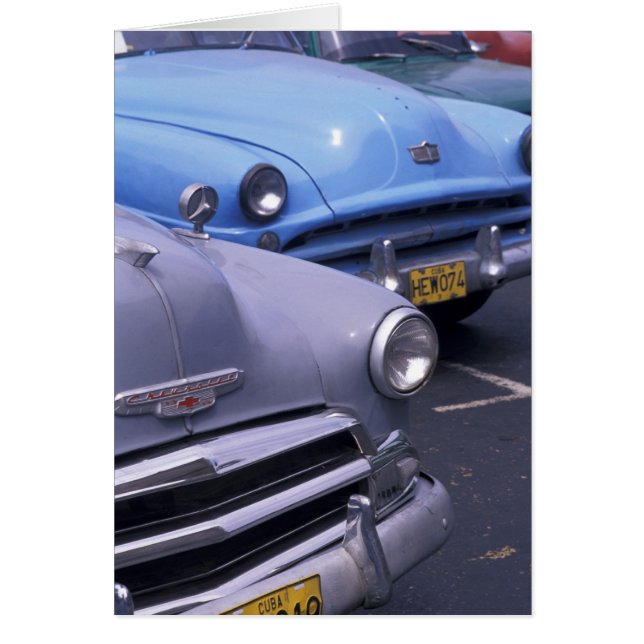 Cuba, La Habana. Los autos clásicos de los años 50 (Frente)