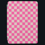 Cubierta De iPad Air Comprobar tablero de verificación de patrones de c<br><div class="desc">Patrón de cuadros - tablero de ajedrez rosa coral y salmón.</div>