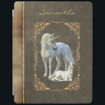 Cubierta De iPad El libro de cuero de león de unicornio luce bronce<br><div class="desc">Este diseño puede ser personalizado en el área proporcionada cambiando la foto y/o el texto. O puede personalizarse eligiendo la opción de hacer clic en el personalizar y borrar o cambiar el color del fondo, agregar texto, cambiar el color o estilo del texto o eliminar el texto para un diseño...</div>