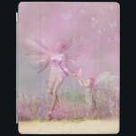 Cubierta De iPad Fe de mariposa rosada y moderna<br><div class="desc">Este moderno diseño cuenta con un hada rosa de moda que le da a un hada más joven una mariposa en un prado de flores. #hada #linda #fantasía #moderna #moda #elegante #diseño #rosa #mariposa #mariposas #naturaleza #floral #flores #botanical #meadow #niñita #feminine #estilo elegante #trendy #trending #trending #trending #diseño #diseñador #fundas...</div>