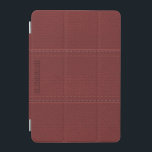 Cubierta De iPad Mini Cuero de imitación rojo borgoña monogramado<br><div class="desc">Aspecto de cuero vintage de tonos burdeos de Guay con efecto de puntos (efecto de imagen) y monograma de personalizable</div>