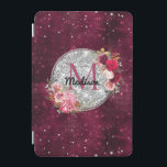 Cubierta De iPad Mini Moda falsa Purpurina plateado Burgundy Floral mono<br><div class="desc">moda de bonito y elegantes flores vintage faux purpurinas con diseño burdeos, rosa y plateado para crear un funda especial y elegante para proteger su equipo. Hermosa, moderna y fresca cubierta floral para el trendsetter de moda y de arte. Este elegante y sofisticado diseño sería ideal para los chicas que...</div>