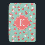 Cubierta De iPad Mini Monograma de impresión floral vintage de Moda de c<br><div class="desc">Diseño lindo y ondulado con un moderno patrón de impresión floral vintage, personalizado con el nombre del monograma personalizado y inicial en un marco de quatrefoil de moda. Pulse en Personalizar (It) para cambiar los tipos de letra y los colores del texto en monograma para crear uno propio de un...</div>
