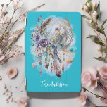 Cubierta De iPad Mini Mystical Dreamcatcher Fairy Aqua<br><div class="desc">Esta funda mística del iPad tiene un encantador soñador con un hermoso hada, flores, plumas y un delicado follaje. Personalizado con tu nombre, este mágico funda seguro que tendrá una atmósfera tranquila para tu iPad. Puede cambiar el tipo de letra, el color del texto o el color de fondo si...</div>