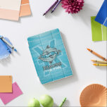 Cubierta De iPad Mini Pisces El agua de los peces zodiac<br><div class="desc">Piscis "The Fish" astrología griega ipad mini funda con símbolos pisceanos. Un regalo perfecto para los paisceanos (nacidos entre el 18 de febrero y el 20 de marzo). Diseñado y diseñado exclusivamente por Sarah Trett para www.mylittleeden.com</div>