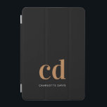 Cubierta De iPad Mini Rutas de monograma dorado negro elegante moderno<br><div class="desc">Fondo negro,  texto dorado y blanco. Personalice y agregue sus iniciales de monograma y un nombre. Letras doradas y blancas. Tanto para él como para ella.</div>