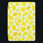 Cubierta monograma iPad Pro del patrón limón de co<br><div class="desc">Portada pro iPad brillante y alegre con un patrón limón color agua. Personalice agregando un monograma. El monograma está situado en la parte inferior derecha de la cubierta.</div>