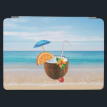 Cubierta Para iPad Air Playa Tropical, Cielo Azul, Arena Oceánica, Cóctel<br><div class="desc">Esta imagen muestra cocoteros en una playa tropical adorable. Perfecto para los amantes de las vacaciones tropicales y del sueño de las aguas turquesas y de las playas de arena blanca y de los cócteles.</div>