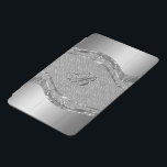 Cubierta Para iPad Mini Aspecto metálico plateado con patrón de diamantes<br><div class="desc">Tonos plateados lustroso metálico con un patrón de diamantes. Personalizado y monograma opcional.</div>