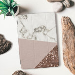 Cubierta Para iPad Mini Faux Rose Gold Glitter Blush Pink Marble Monogram<br><div class="desc">There's a party happening right here on this smart cover and you're invited to add your initials! Fabulously faux marble and blush pink leather effect with a rose gold glitter. Please note that all this is a printed effect - no pink animals, marbled critters or rose gold glitters were harmed...</div>