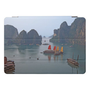 Cubierta Para iPad Pro Barcos de vela en la bahía de Ha Long - Vietnam, A