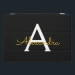 Cubierta Para iPad Pro Black Gold Modern Script Girly Monograma Nombre<br><div class="desc">Funda de portátiles Black and Gold Simple Script Monogram Name. Esto hace que el dulce perfecto cumpleaños 16,  boda,  ducha de novia,  aniversario,  ducha de bebé o fiesta de soltera sea regalo para alguien que ama el lujo glam y los estilos de moda.</div>