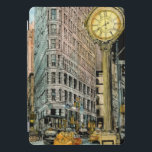 Cubierta Para iPad Pro Destinos | Vintage Quinta Avenida Clock<br><div class="desc">Descubra este diseño de acuarela y tinta maravillosamente elaborado por Melissa Wang y traído por el World Art Group en Zazzle. Esta imagen representa el edificio Flatiron de Nueva York y el reloj de la Quinta Avenida rodeado por el ajetreo de la vida cotidiana de la ciudad. Echa un vistazo...</div>