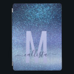 Cubierta Para iPad Pro Gradiente Ombre del triple Purpurina azul de la Ma<br><div class="desc">Este elegante, glamuroso y de moda es perfecto para una chica moderna y elegante. Tiene un purpurina azul marino fino impreso en azul perenne en un gradiente azul pastel oscuro. Es moderno, bonito, niñita, única y fresca. Sólo personalizar con tu monograma personalizado e inicial. ***NOTA DE DISEÑO IMPORTANTE: Para cualquier...</div>