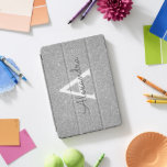 Cubierta Para iPad Pro Monograma de Purpurina plateado y espárragos<br><div class="desc">Purpurina de Faux Plata y Funda Sparkle Elegant Monograma. Este funda se puede personalizar para incluir su nombre inicial y su nombre de pila.</div>
