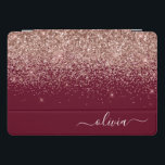 Cubierta Para iPad Pro Monograma de Purpurina rosa Rubor Rosa de Borgoña<br><div class="desc">Oro Rosa - Purpurina Rubor Rosado y Borgoña Script Monograma Nombre portátil Funda. Esto hace que el dulce perfecto cumpleaños 16,  boda,  ducha de novia,  aniversario,  ducha de bebé o fiesta de soltera sea regalo para alguien que ama el lujo glam y los estilos de moda.</div>