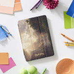 Cubierta Para iPad Pro Monogramo de arte paisajístico de Sierra Nevada CA<br><div class="desc">Crea tu propia tipografía personalizado, personalizada, elegante escritura de oro falso tipo de letra, viajes / paisaje / naturaleza / vintage de los amantes del arte, cubierta inteligente iPad magnética que se dobla en múltiples posiciones y cuenta con interior de microfibra gris que ayuda a proteger tu pantalla, y función...</div>
