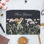 Cubierta Para iPad Pro Nombre personalizado Jardín de flores silvestres<br><div class="desc">Trae un toque de belleza natural a su espacio con nuestra cubierta de aire para iPad Jardín de Flores Silvestres. Descubra una encantadora colección de flores de colores que le confieren el encanto de la naturaleza en el interior. Le da un toque de elegancia natural a cualquier lugar. Fantástico como...</div>