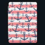 Cubierta Para iPad Pro Patrón de ancla azul marino de la banda de coral n<br><div class="desc">Diseño de verano con un patrón de ancla azul marino sobre fondo de corales y rayas blancas.</div>