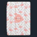 Cubierta Para iPad Pro Patrón Flamingos y Chevrons con monograma<br><div class="desc">Alegre y caprichoso,  este diseño de tendencia se caracteriza por sus flamencos rosados y su estampado en rayas de zag-zig-zag de chevron gris claro y blanco. Un marco decorativo que coincida contiene el monograma y el nombre que desee.</div>