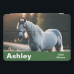 Cubierta Para iPad Pro Personalizado Su Mascota Foto Nombre Personalizado<br><div class="desc">Esta elegante cubierta para iPad Air se puede personalizar con tu foto de tu animal o mascota favorito Haga clic en. 'Personaliza' para añadir tu propia foto de portada, el nombre de tu caballo y tu propio nombre (o nombre del destinatario). La elegante y sencilla cubierta es un regalo ideal...</div>