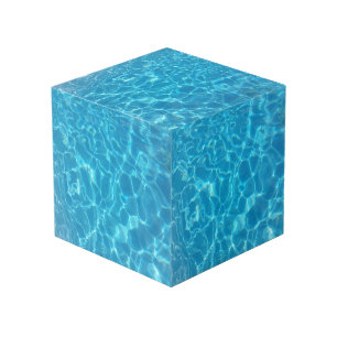 Cubo Agua de Piscina Azul Celeste Cristalina