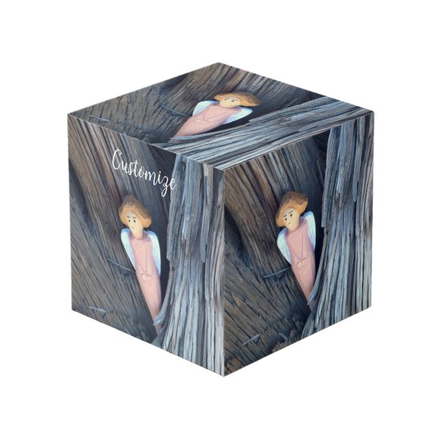Cubo Ángel tallado en árbol Thunder Cove (Angulo Anverso)