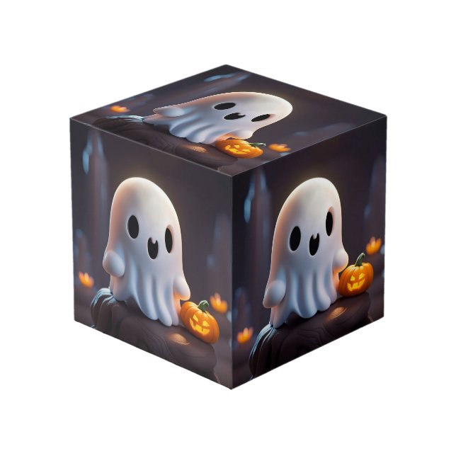 Cubo Bebé Fantasma Típico personaje de Halloween (Angulo Anverso)